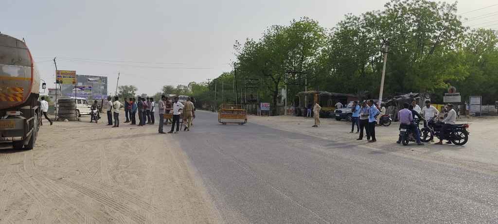 Blotra News: Gas Leak from Tanker on Jodhpur Mega Highway, Major Tragedy Averted by Police and Fire Brigade