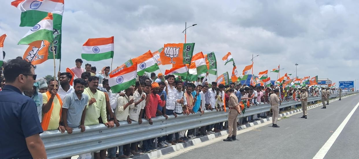 CM's convoy passed through Tenduaikala toll plaza without stopping