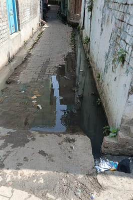 Regular cleaning is not being done in ward 12 of Bilsi
