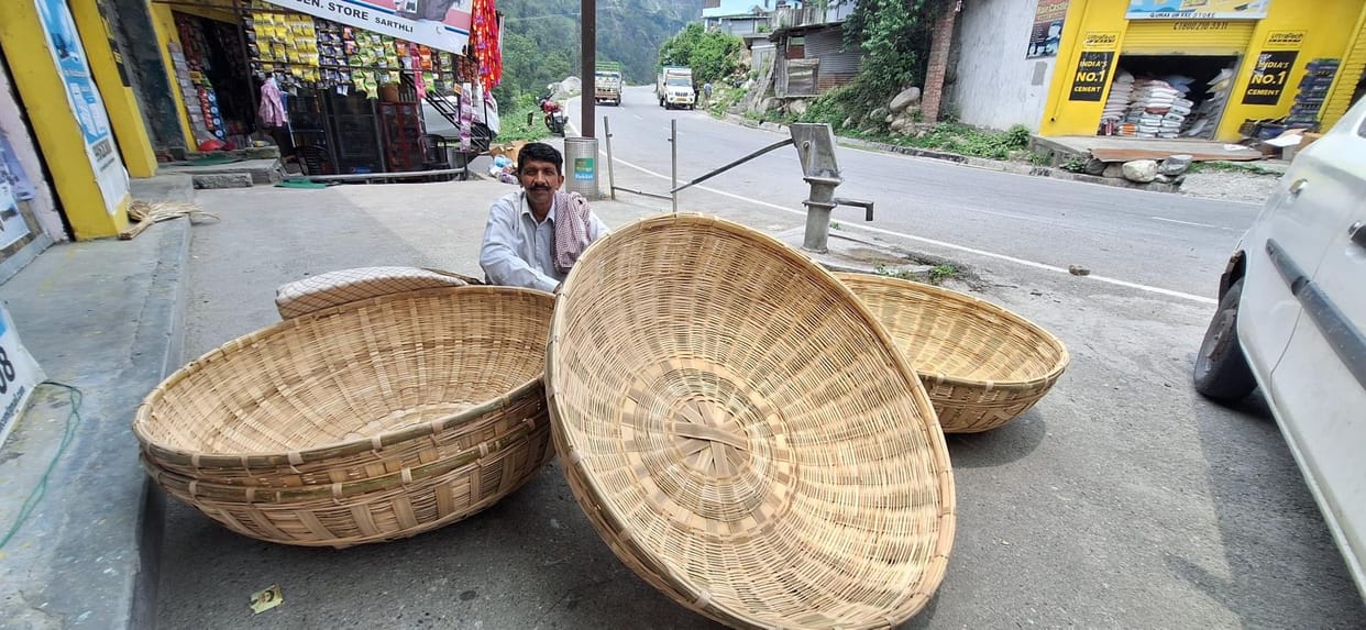 Artisans making bamboo baskets are earning 250 to 300 rupees