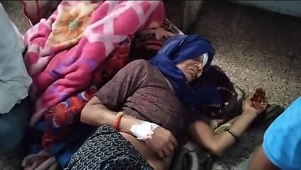 श्री सांवलियाजी राजकीय सामान्य चिकित्सालय में छत का प्लास्टर गिरा