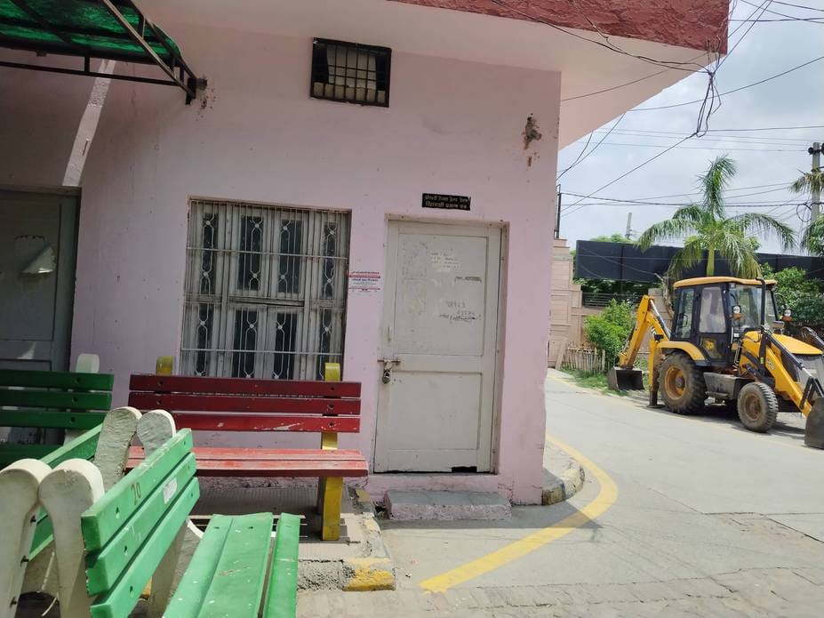 Municipal body's feat, made the servant a helpline for property ID, asked to get rid of it