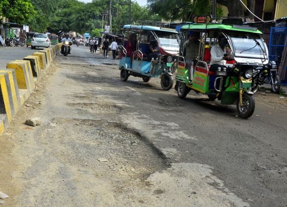Lavela to Nai Sarai road will become a problem during rain