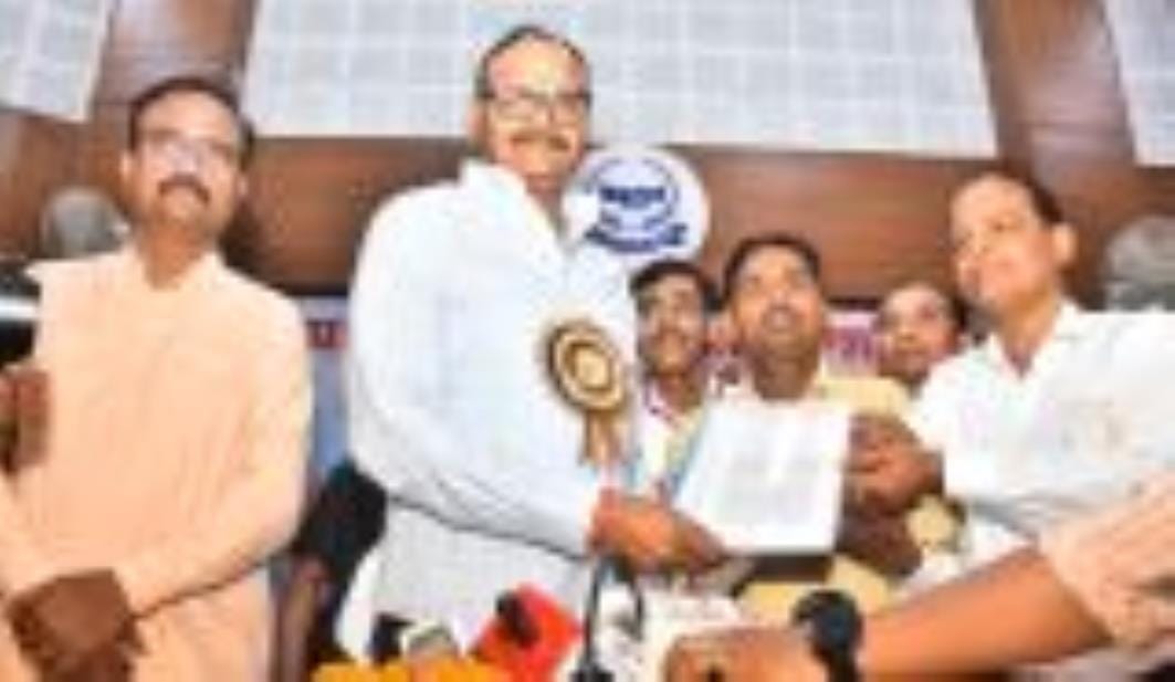 Principals of aided colleges raised the demand for stabilization