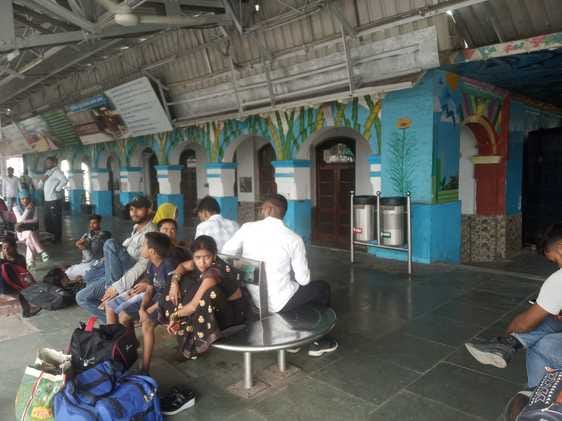 Passengers are facing problems due to delay in arrival of trains