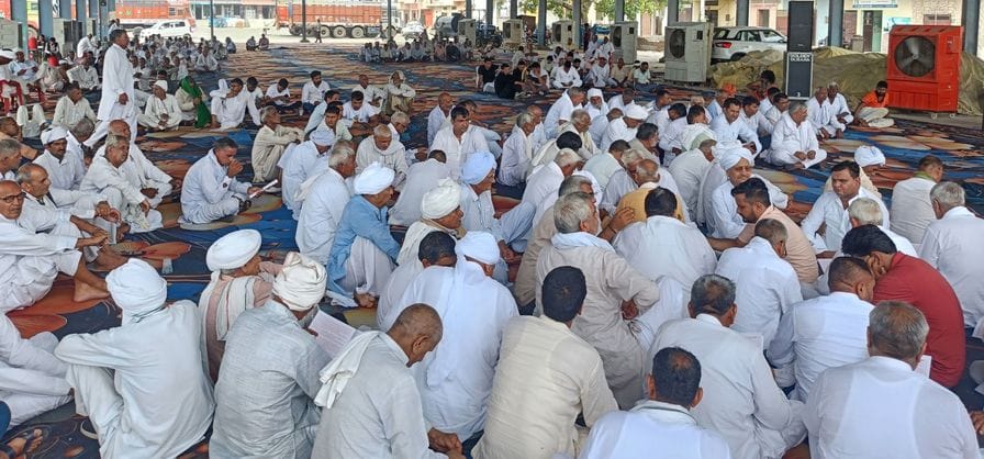 Sarvakhap Stock gave ultimatum to the government till 27 September regarding amendment in Hindu Act