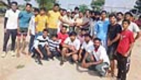 Dhani Mirdad's team became the winner in the cricket competition