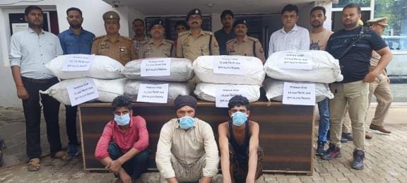 Three interstate smugglers arrested with 96 kg ganja