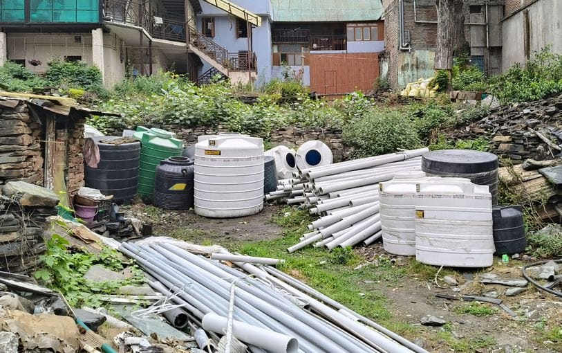 Open invitation to dengue in Rampur, health department and city council remain unaware