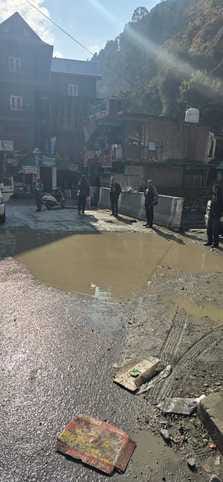 Diyandali bridge is facing problems due to the pothole