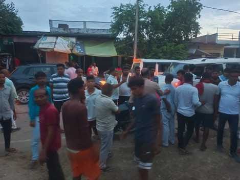 Attackers fired bullets in Kaushambi and said, we are members of Lawrence Bishnoi gang