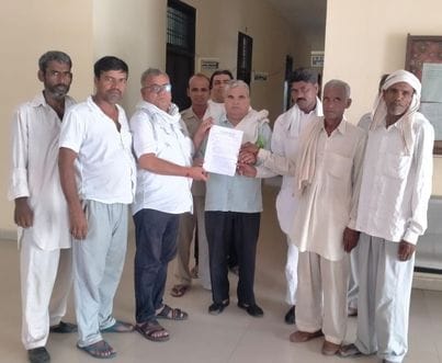 Minimum wage of Rs 28000 should be implemented