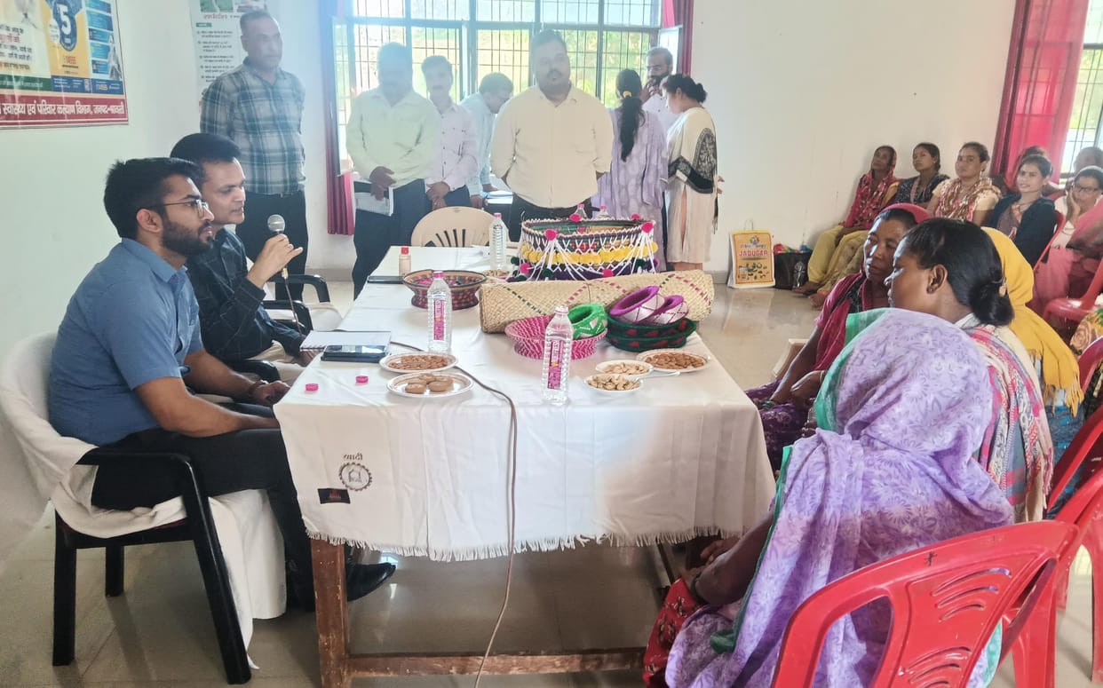 Divisional Commissioner appreciated the work of women