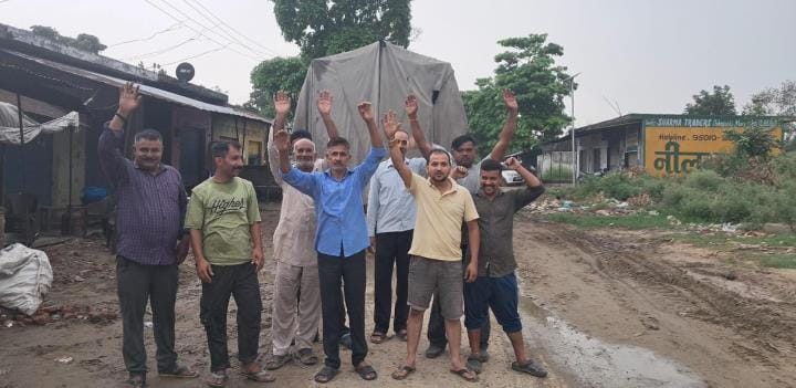 People got angry due to lack of drainage on the road