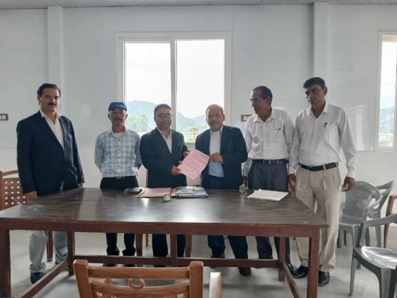 Three people filed nomination for the post of president in the Bar Association elections