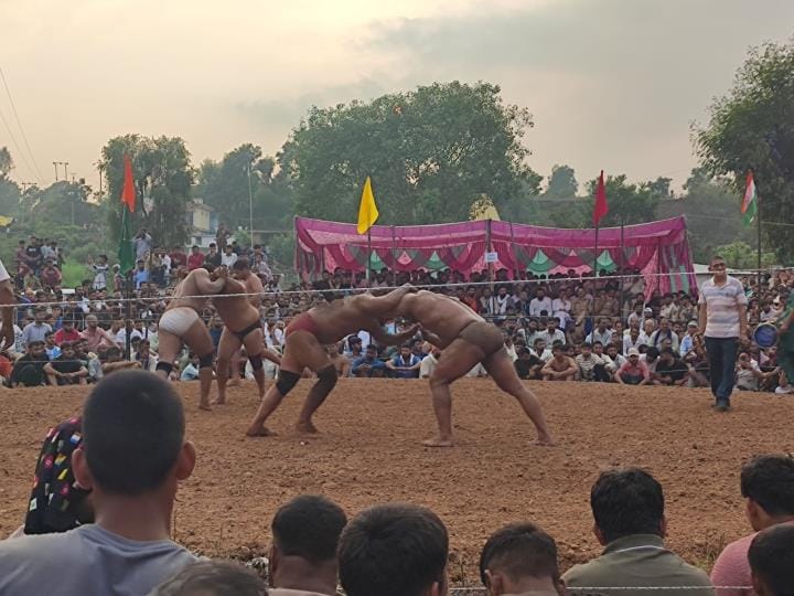 Talib Baba Fly wrestler won big Mali
