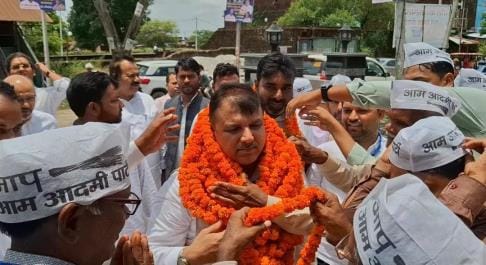 MP Sanjay Singh joined the AAP's Sankalp camp