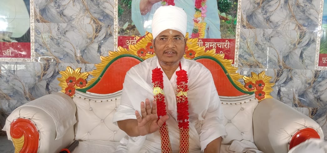 Satsang brings peace in human life: Asang Dev