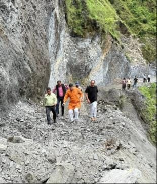 The journey became difficult due to crumbling hills and debris