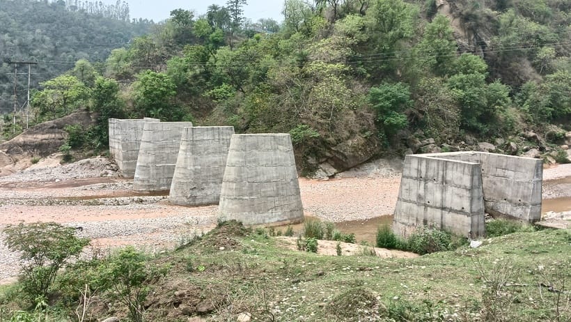 Waiting for three years for the bridge to be built, crossing Jabbar Khad is becoming a challenge