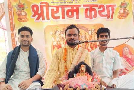 By keeping Ramnam Mudraika in mouth, you can cross Bhavsagar: Yogesh