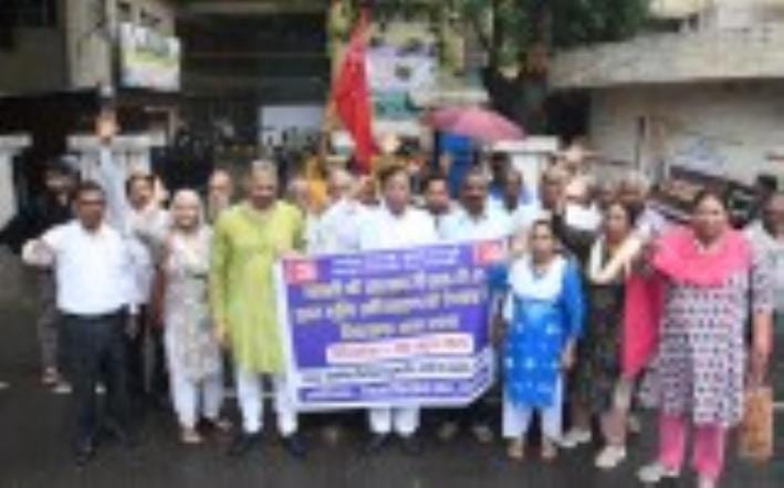 Farmers demonstrated against land acquisition