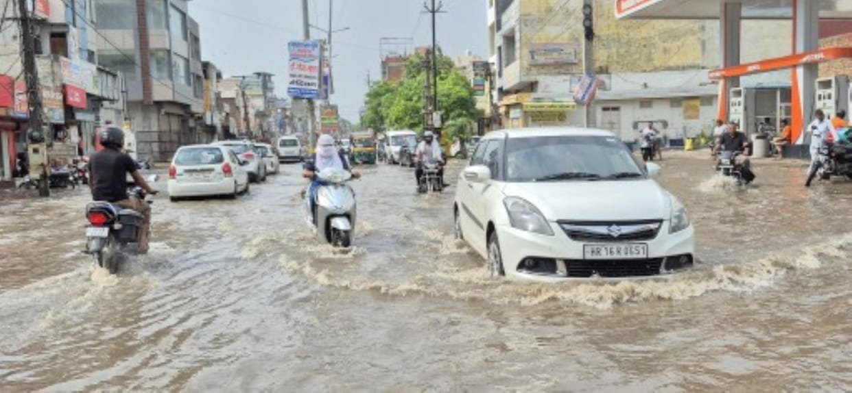 This is the condition of Monsoon's trailer...the picture is yet to come