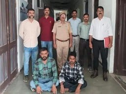 डूंगरपुर साइबर थाना पुलिस की ओर से गिरफ्तार आरोपी