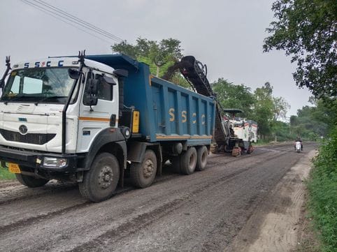 Reconstruction of Khewra to Jagdishpur via Yamuna Dam road at a cost of Rs 5.75 crore.