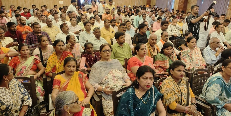 The country has not forgotten the dark chapter of emergency: Nitin