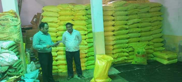 Licenses of two shops suspended due to overrating and difference in stock