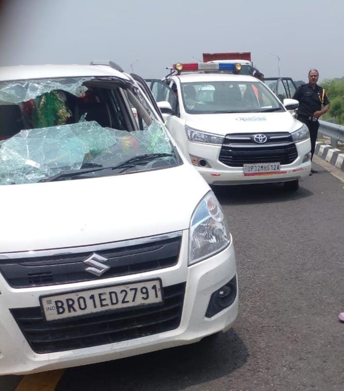 Six injured in road accident on Purvanchal Expressway