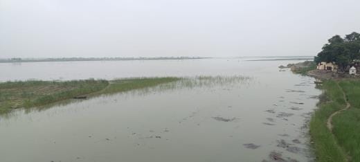 Due to rising water level of Saryu river, there is a possibility of deep erosion again