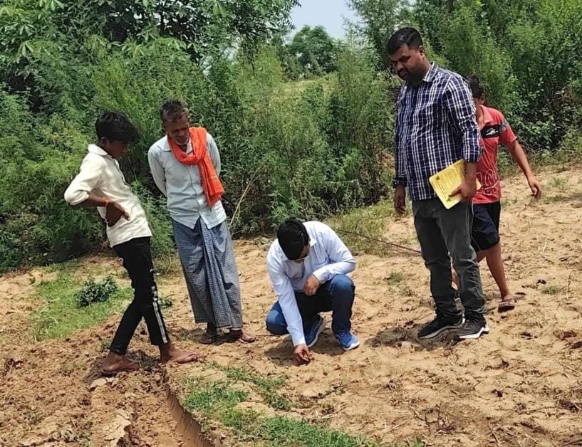 Leopard seen outside Prempur village of Pisawan, panic spread among villagers