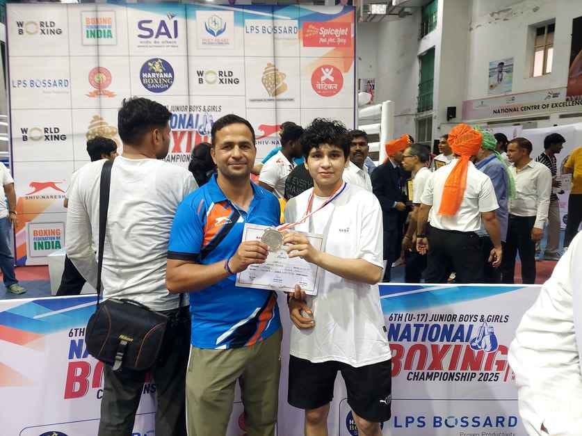 Sheria's devotion won bronze medal in boxing