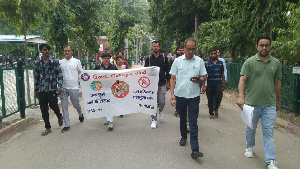 Motivate students to stay away from drugs