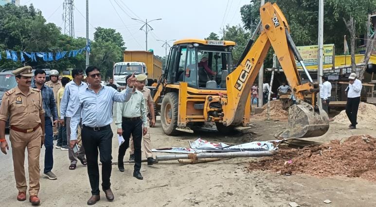 MAINPURI NEWS ENCROUCHMENT REMOVED