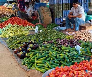Onion is being sold at Rs 40 per kg, tomato price reached 50