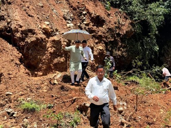 MLA did a field inspection of Chirabagad-Pothing road