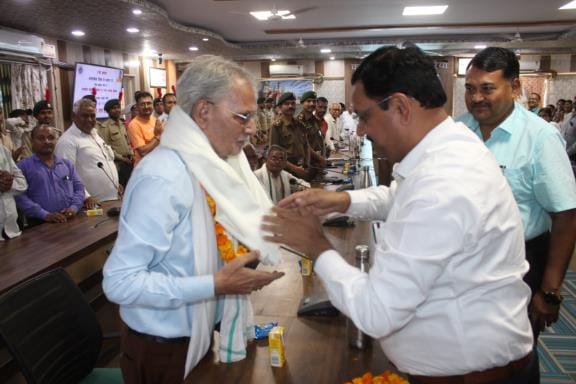 DM increased the honor of democracy fighters