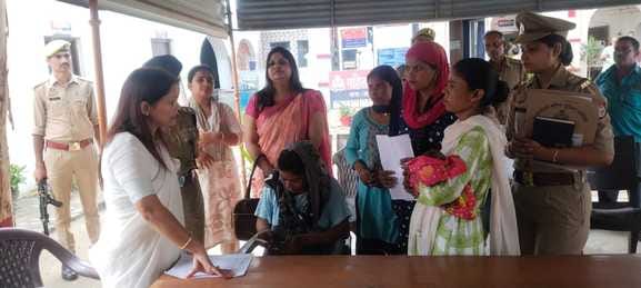The member of the State Women's Commission heard the complaint at Jani police station