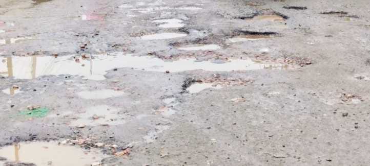 When will the roads of Sampla be free from potholes
