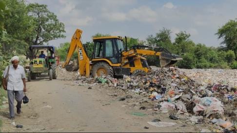 People got angry when garbage was dumped on the roadside, there was uproar