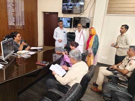 Officers should resolve public problems immediately: SDM