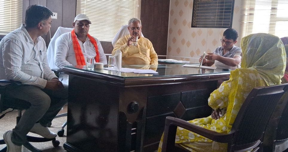 Napa Pradhan held a meeting with the councilors, the secretary said - the case is pending in the court.