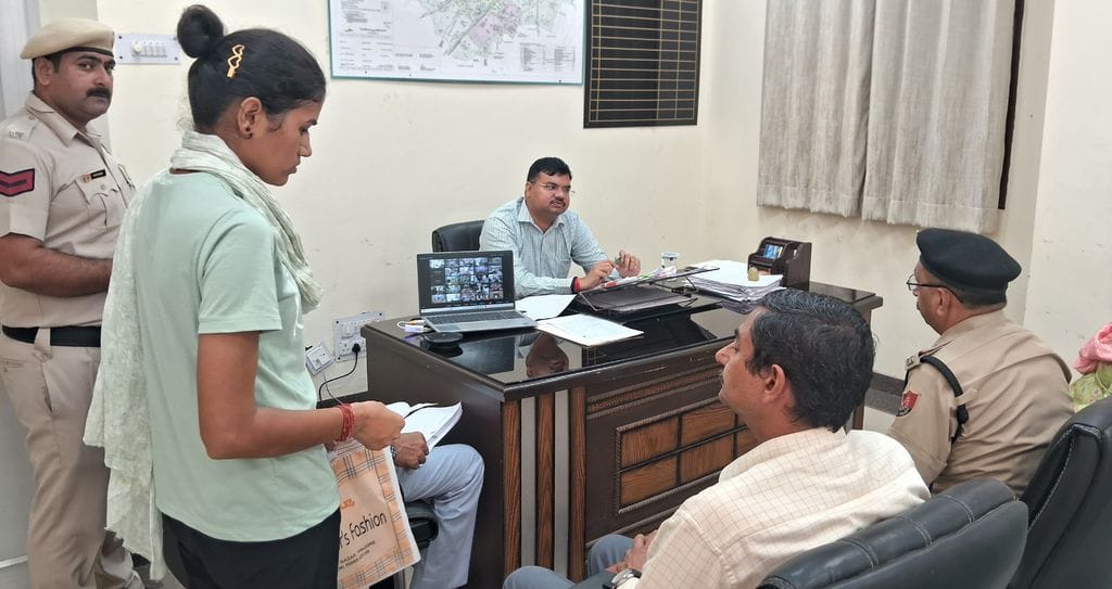 Girl's allegation, hospital is not giving MLR report