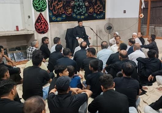 The mourners cried after hearing the story of Karbala