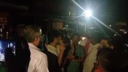 There was no electricity for the whole day, angry people blocked Paraur crossing