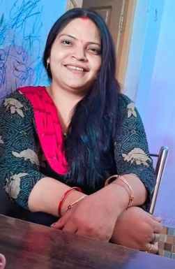 Female doctor died due to collision with unknown vehicle
