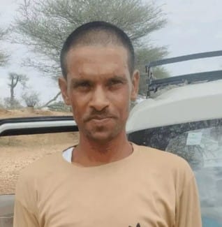 लापता युवक